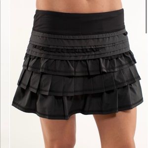 Lululemon Back on Track Skirt-Size 8; Black